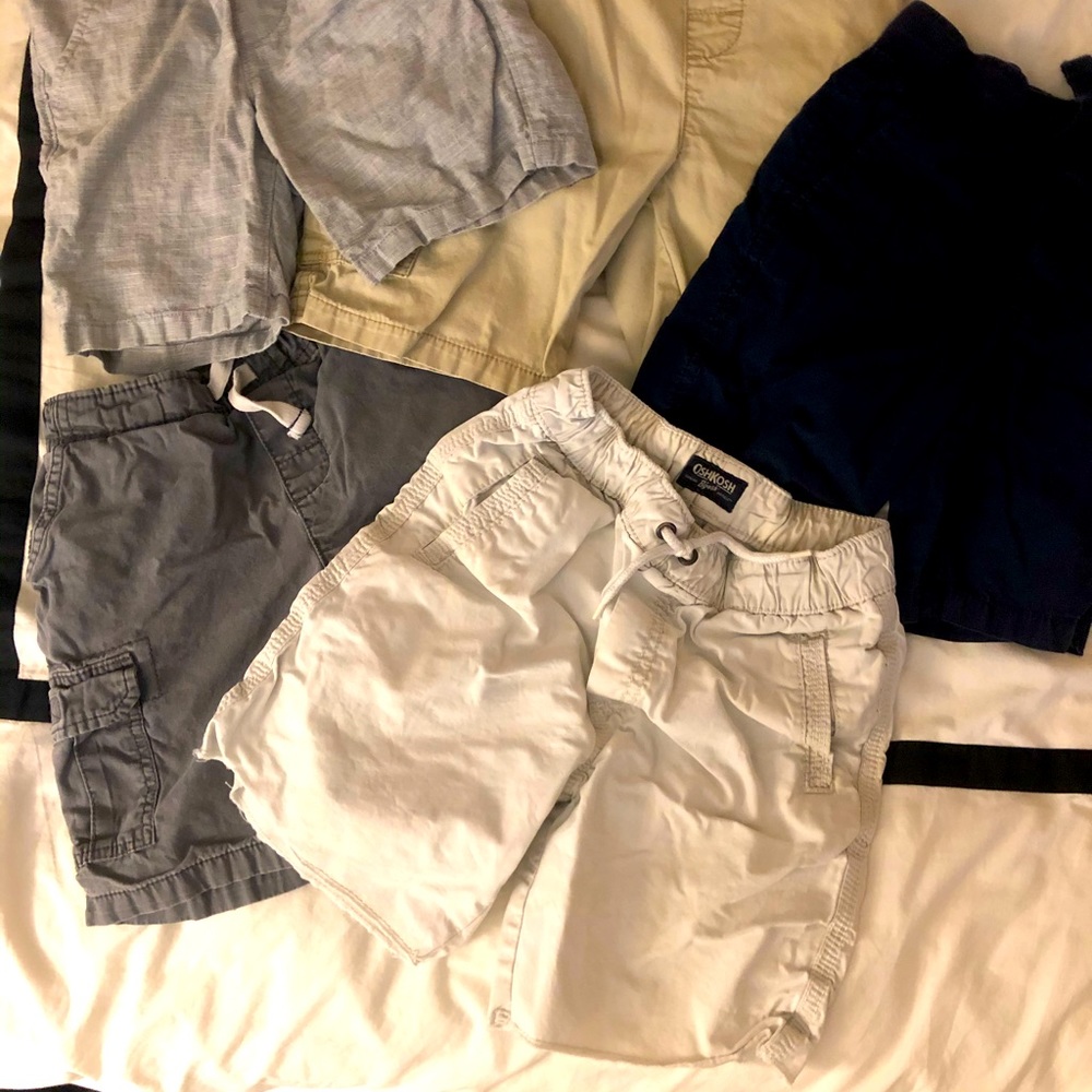 5 pairs of assorted boys shorts size 4/5